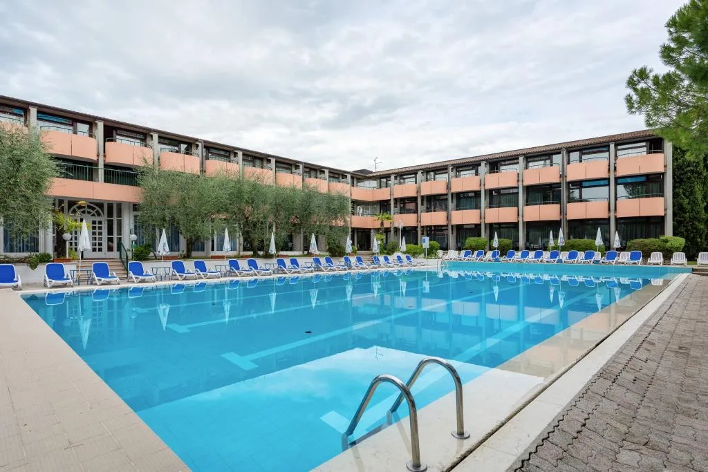 Piscina Royal