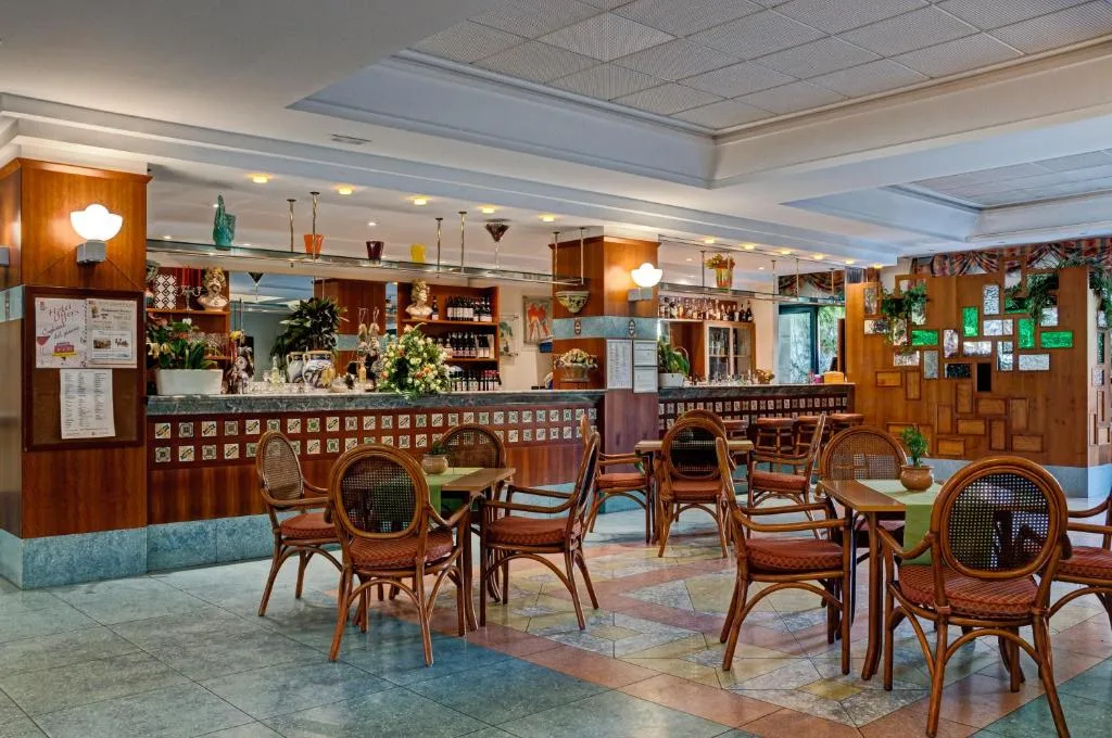 HOTEL CAESAR PALACE