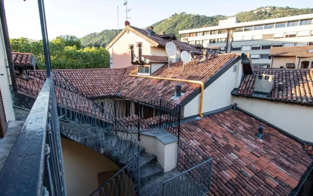Esterno