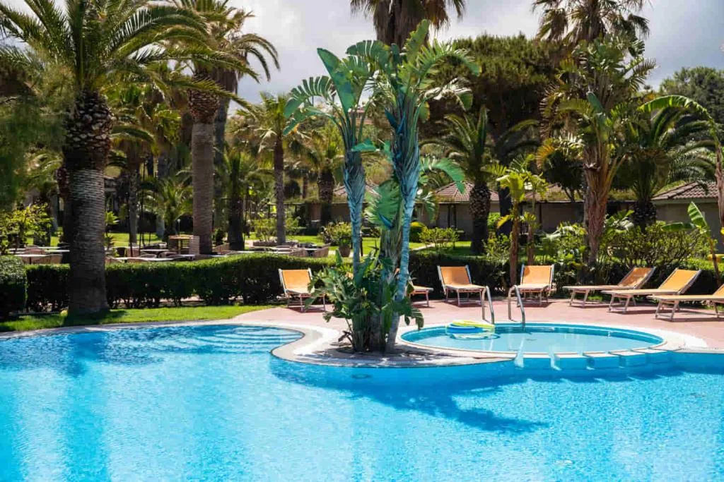 VILLAGGIO CLUB BAIA DEL SOLE
