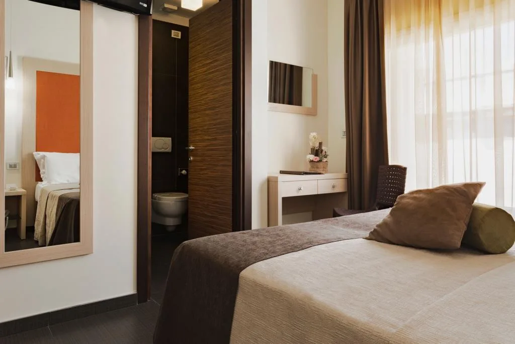 HOTEL 33 BARONI & PALAZZO PIRO