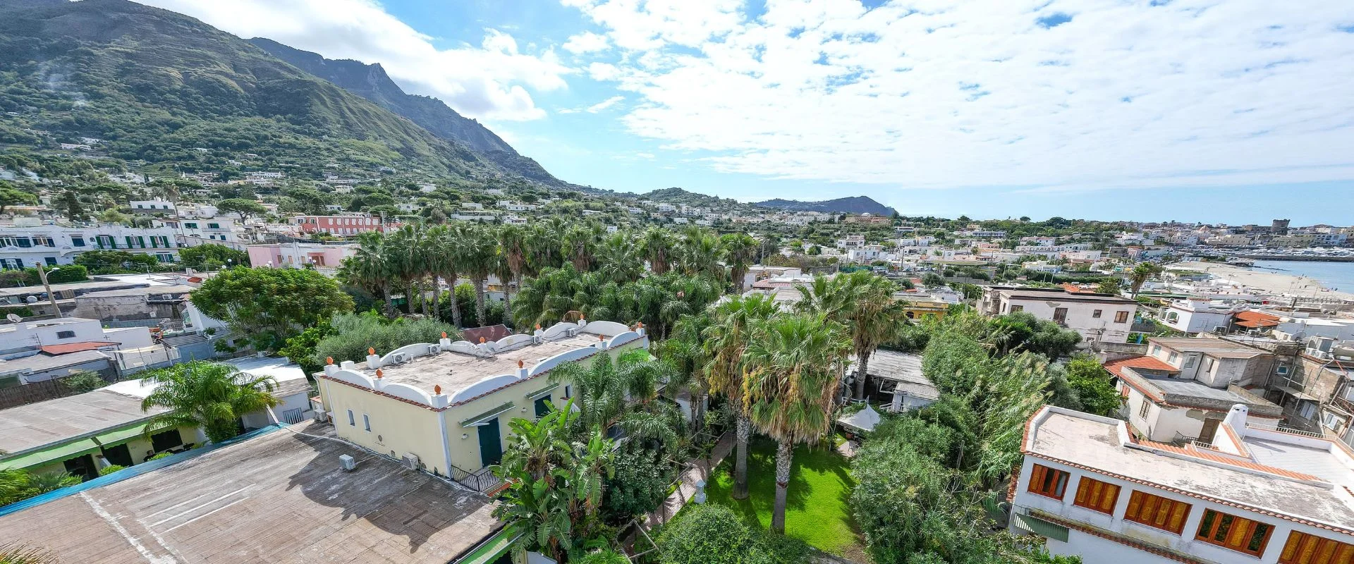 La Villa Resort & Spa