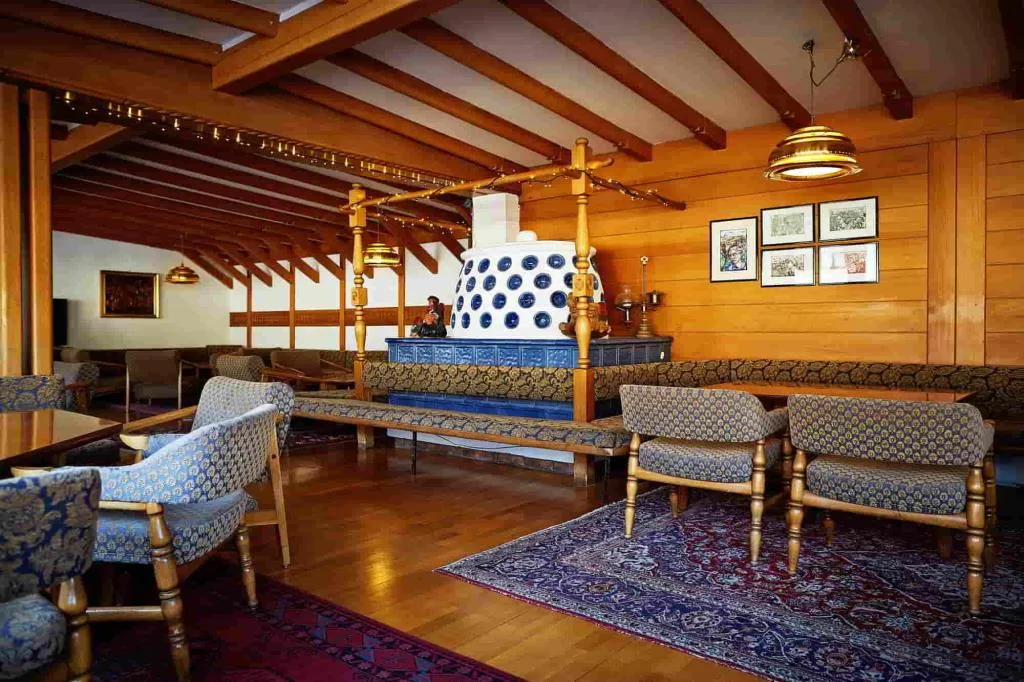 Hall