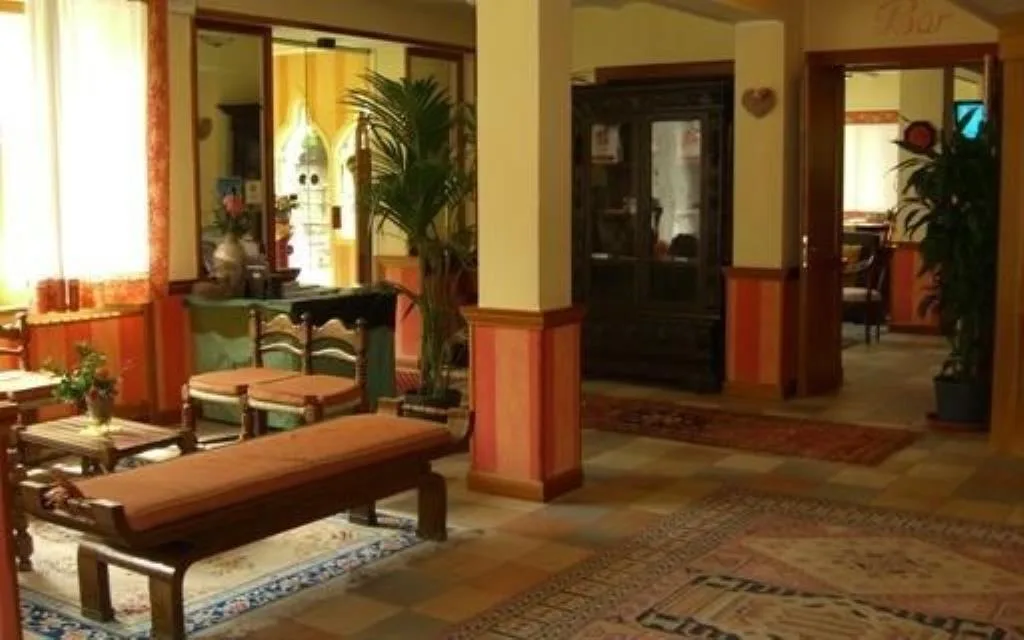 Hall