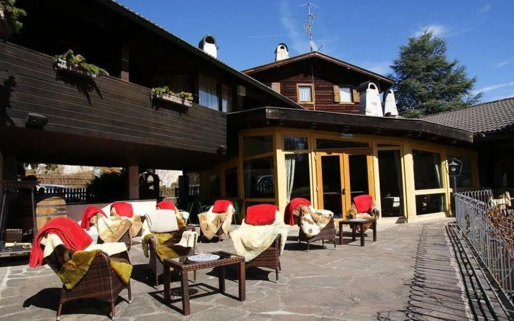 terrazzo estate